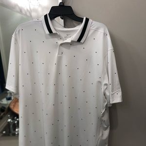 Nike dri-fit victory golf polo never worn, NWOT